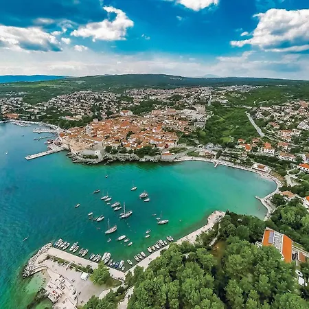 Apartmán Gorgeous In Krk With House Sea View