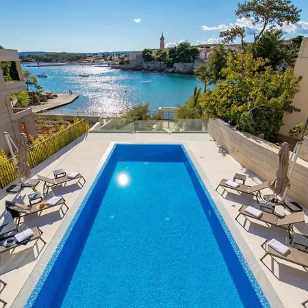 Gorgeous In Krk With House Sea View