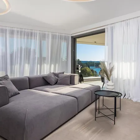 Apartmán Gorgeous In Krk With House Sea View *