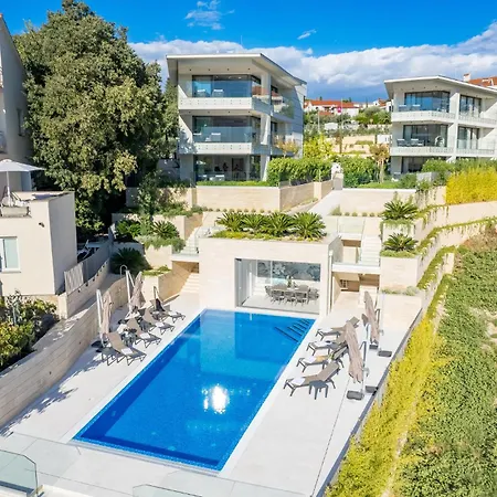 Gorgeous In Krk With House Sea View Apartmán Krk Town