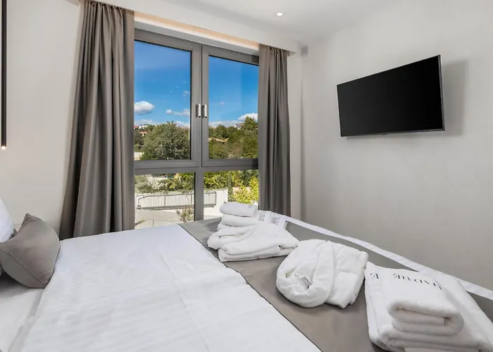 3 Bedroom Stunning In Krk Apartamento *