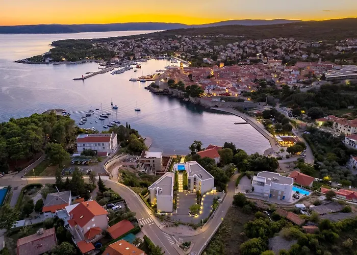 3 Bedroom Stunning In Krk Apartamento Krk Town